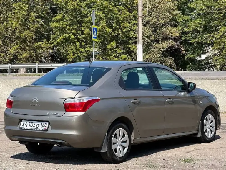 ‼️В продаже‼️
Citroen c-elysee
👉Год: 2013
👉Мотор: 1.6 дизель
👉Пробег: 212.000
👉Коробка: механика
👉Привод: передний
Цена: 650.000
Возможен кредит или обмен
+79495130731 - фотография - 3
