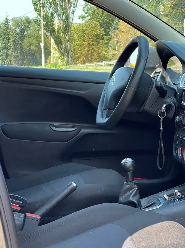 ‼️В продаже‼️
Citroen c-elysee
👉Год: 2013
👉Мотор: 1.6 дизель
👉Пробег: 212.000
👉Коробка: механика
👉Привод: передний
Цена: 650.000
Возможен кредит или обмен
+79495130731 - фотография - 7