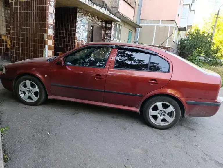 Продам skoda октавию тур 2000. Год. 2, литра, машина просто самолёт. Кандёр, абс, подогрев сидений перед, зеркала с подогревом, рулю 2, варианта меняет положе, музыка с буфером, андроид 7, дюймов, задняя камера, 650. Тыщь. Торг у капота донецк 7949 7177077
📞 Звоните: +7(949)7177077 - фотография - 3