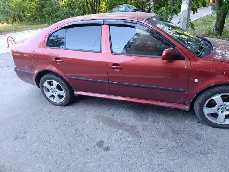 Продам skoda октавию тур 2000. Год. 2, литра, машина просто самолёт. Кандёр, абс, подогрев сидений перед, зеркала с подогревом, рулю 2, варианта меняет положе, музыка с буфером, андроид 7, дюймов, задняя камера, 650. Тыщь. Торг у капота донецк 7949 7177077
📞 Звоните: +7(949)7177077 - фотография - 5