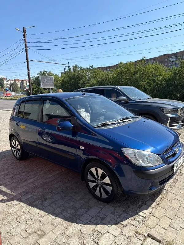 В продаже hyundai getz 2008г.
Автомат 1.4, бензин
Пробег 158 000 км
Полный комплект ключей

Машинка в идеальном состоянии, вообще без вложений.

- Сигнализация
- Кондиционер
- Хорошая акустика
- Подогрев сидений
- Свежая резина

Очень экономичная и бодрая.

Кому нужен ухоженный автомобиль - звоните 📲

Цена 665 000 руб

Донецк, центр
+79493055000 - фотография - 2