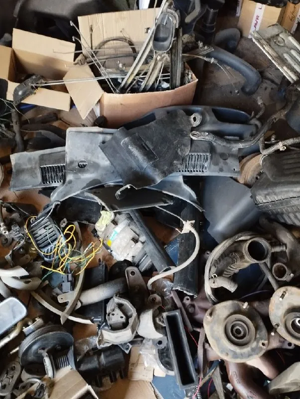 Двигателя на ланос сенс оригинал состоянии полностью рабочий в хорошем состоянии, донецк+79493058335 есть много мелочей и других интересных запчастей на ланос сенс!
📞 Звоните: +7(949)3058335 - фотография - 6