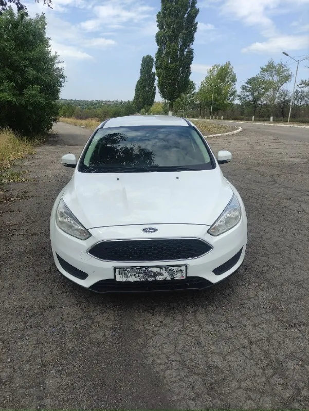Продам ford фокус iii (рестайлинг ) универсал 2018г. Механика 1.6, 105л. С. Кондиционер, мульти руль, 2 электростеклоподъемниках, подогрев сидений, электрорегулировка зеркал, бортовой компьютер, подогрев лобового стекла. Пробег 251 тыс. Км. Цена 1050000 руб. Торг у капота. Г. Кировское +79493516844
📞 Звоните: +7(949)3516844 - фотография - 1