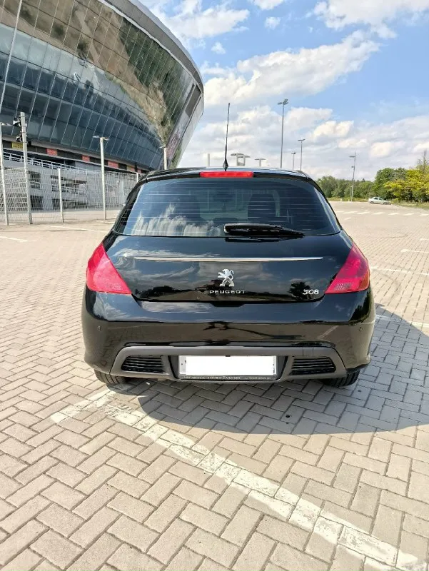 Продам личный автомобиль, peugeot 308 ( peugeot 308) 1.6 ат, 2011г. 189000 км. Г. Донецк. Технически исправен. По мотору менялись сальники коленвала, так же замена маслосьемные колпачки +предвидущий собственник менял цепь грм. По ходовой части были помееяны задние тормозные диски со ступичными подшипниками. С середины замена шаровых +стойки стабилизатора. Замена аккумулятора. Резина 2 комплекта. Лето новые только купили. Владельцы, я 4тая. На рос учете. Салон в хорошем состоянии. Коробка автомат. Сама машина опрятная. Но тоже отнеситесь с пониманием она не новая есть жизненные коцки и т. П. По всем вопросам отвечу. Цена: 580 000 руб. Без торга по вопросам +7949 363 20 09 алëна
📞 Звоните: +7(949)3632009 - фотография - 1