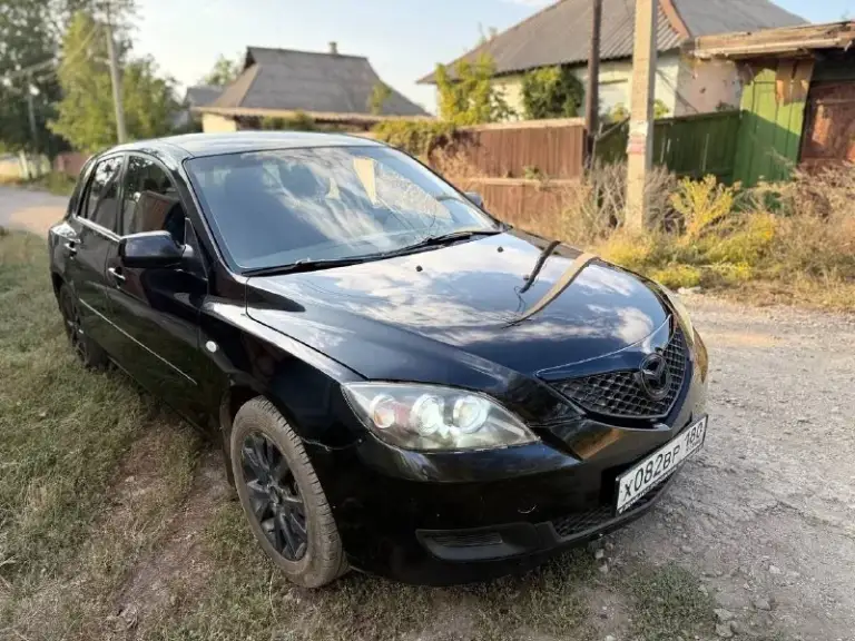 Продам mazda 3, 2007 года выпуска, в хорошем состоянии
❗️Пробег — 155000 км
❗️Двигатель 1.6, не троит, не дымит, работает ровно, масло не ест, тянет отлично.
❗️Коробка автомат работает отлично, без пинков и задержек.
❗️Ходовая часть полностью перебрана, все что нужно было заменить заменили, включая все стойки, опоры и опорные подшипиники, в июне 2025 года. Обслуживалась в мазда центре на ильича, все данные о ремонтах есть!
❗️То своевременно, резина лето - новая, новый радиатор кондиционера, месяц назад поставили новый генератор, новый акум!
❗️По кузову есть пару рыжиков на езду не влияют!
❗️Комплектация: гур, кондиционер (заправлен, холодит) электрозеркала, музыка, подогрев передних сидений, 4 электростеклоподьемника.
❗️Салон в отличном состоянии, чистый не потёртый и не прокуренный.
❗️С документами полный порядок, на учёт станет без проблем.
💵Цена: 590 тыс. Рублей

Осмотр макеевка (гвардейка)
☎️+79497433075 - фотография - 1