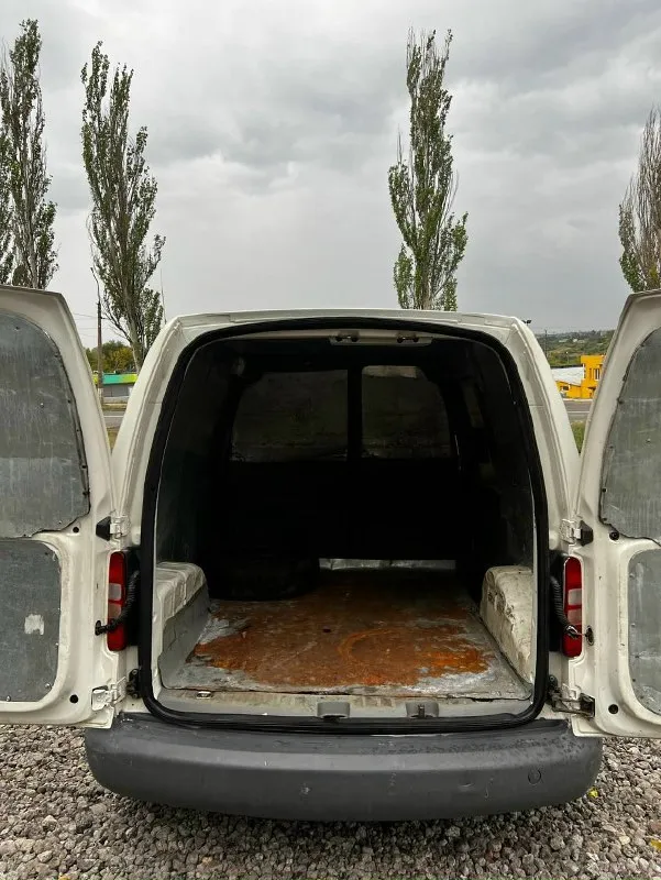 Продам volkswagen caddy 2004г, 1.9 турбины) в одних руках с 2018 года. По технической части все исправно, заводиться в любую погоду, двигатель масло не ест, не дымит. Кузов без дыр, но были подкрасы. Хорошая рабочая машинка. Переоформление без проблем, я хозяин ставил в том году на рф учет с днр. Осмотр макеевка. Цена 295.000₽ +79493233840
📞 Звоните: +7(949)3233840 - фотография - 5