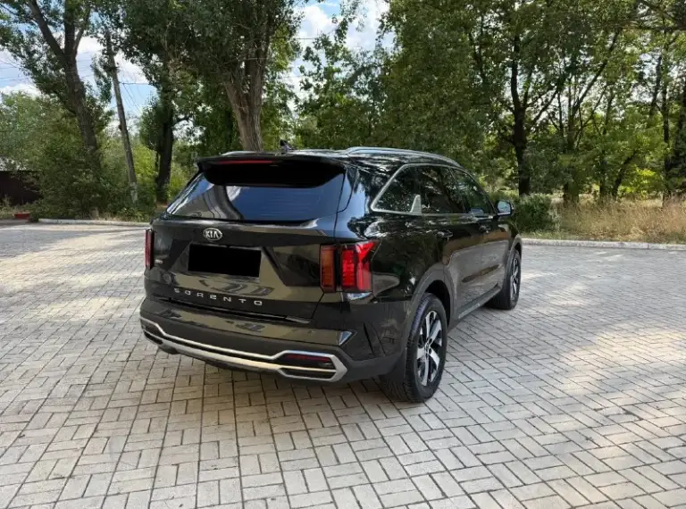 Kia sorento дилерский автомобиль☑️ 2022 год выпуска двигатель - 2.5 mpi at(179 л. С) привод - полный владельцы - 1 физ. Лицо оригинальный пробег - 40.000км комплектация - comfort автомобиль куплен и своевременно обслуживался у официального дилера, вложений не требует. Салон как новый, кузов также в идеальном состоянии, весь в заводском окрасе. Один собственник с момента покупки, бережная эксплуатация. Любые проверки с вашей стороны, на любом сто! Кто ищет свежий и целый абсолютно во всех смыслах автомобиль, приезжайте на просмотр. Остальные подробности по телефону: +7(949)482-33-82 цена: 3.650.000₽
📞 Звоните: +7(949)4823382 - фотография - 9