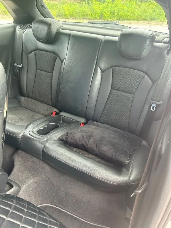Продам audi a1 2011 год.
Маневренный и комфортный автомобиль, привлекает взгляд окружающих. Хорошая комплектация, два комплекта резины - новые.
Пробег 180.000 км.
По авто многое сделано ✔
Вопросы по телефону + 7-949-311-68-98 даниил (telegram на этом же номере)
Цена : 950.000 руб. + торг

📞 Звоните: +7(949)3116898 - фотография - 8