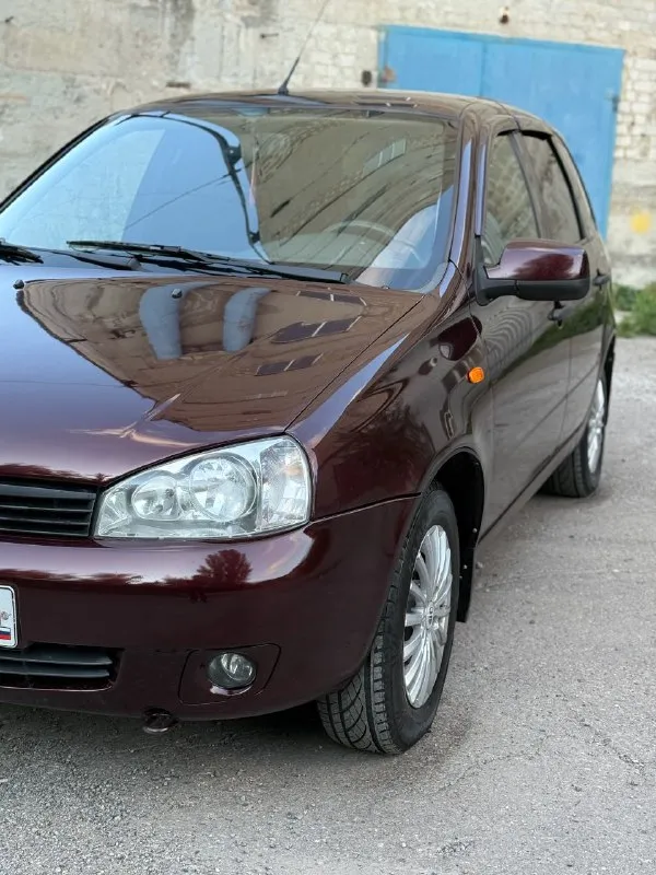 В продаже ba3-111740 lada kalina, 2012 года выпуска, цена 365 000 тысяч
Два владельца за всю историю авто
Без дтп|
Оригинальный, родной пробег
Все стёкла заводские. Телефон +79494728947, (включая лобовое).
В красивом цвете"портвеин"
В живую смотрится еще красивее чем на фотографии.
Просторный, комфортный салон(не просижен, не прокурен)
Большой, вместительный багажник.
Произведена антикоррозийная обработка днища и порогов!
,Ц/3,атермальное остекление, два
Стеклоподьемника, эур, туманки, музыка, кондици
Онер(заправлен!!!работает!!!кузов весь ровный. Без
Намека на ржавчину. Герметики заводские, оптика и остекление оригинал. Дно, пороги в отличном состоянии. Коробка не гудит не вылетает. Технически без вложений. Двигатель надежный и тяговитый 1.4
,16 Клапанный"на 89 лошадей. При обрыве ремня клапана не гнет. Маленикий налог плюс хорошая динамика. Стоит свежая летняя резина!!!. Состояние сел завел и поехал в кругосветку остальное по телефону. Торг есть но только после осмотра автомобиля. . - фотография - 3