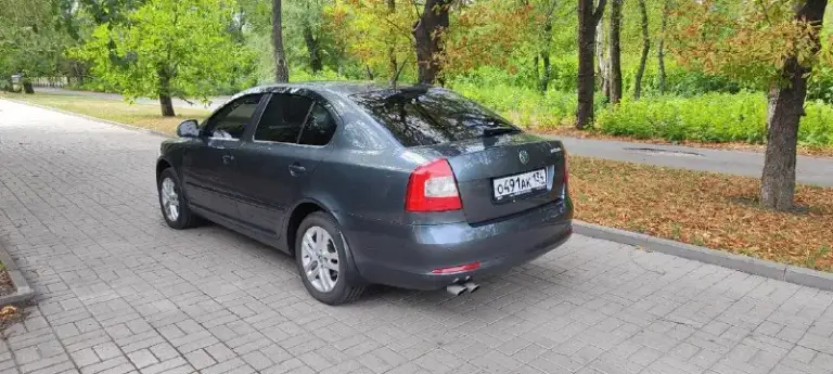 Skoda октавия 2012 гв 1.8 tsi акпп, авто в заводском окрасе, обслужена вся! Цена 950₽. Торг. Макеевка. +79495051881
📞 Звоните: +7(949)5051881 - фотография - 3