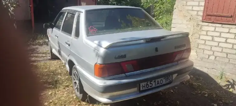Продам ваз 2115 двигатель 1.6 2007г родной пробег 174тыс. Автомобиль в хорошем состоянии, на уверенном ходу двигатель работает хорошо, не дымит, не троит, масло не ест. Кпп не гудит, не хрустит, не выбивает. Дно, пороги, стаканы целые. Лкп жучки присутствуют, как на фото так и в жизни. Ходовая не стучит, не гремит. На хорошей летней резине. Электрика вся исправна, все работает все светится все включается. Бортовой компьютер очень хороший, с голосом и ручными настройками. Led туманки, 2 стеклоподъёмника, стоит хорошая музыка, сигнализация, центральный замок, иммобилайзер активирован(противоугонная система)- два чипа, два комплекта ключей, салон ухоженный, пластик в отличном состоянии, сиденья не порваны, не протëртые, не просевшие. Осмотр г. Макеевка продажа с переоформлением, я хозяин цена 250 т. Р. +79495056102
📞 Звоните: +7(949)5056102 - фотография - 4