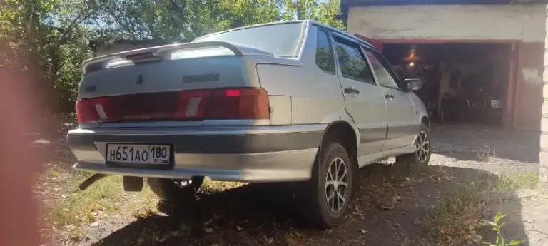 Продам ваз 2115 двигатель 1.6 2007г родной пробег 174тыс. Автомобиль в хорошем состоянии, на уверенном ходу двигатель работает хорошо, не дымит, не троит, масло не ест. Кпп не гудит, не хрустит, не выбивает. Дно, пороги, стаканы целые. Лкп жучки присутствуют, как на фото так и в жизни. Ходовая не стучит, не гремит. На хорошей летней резине. Электрика вся исправна, все работает все светится все включается. Бортовой компьютер очень хороший, с голосом и ручными настройками. Led туманки, 2 стеклоподъёмника, стоит хорошая музыка, сигнализация, центральный замок, иммобилайзер активирован(противоугонная система)- два чипа, два комплекта ключей, салон ухоженный, пластик в отличном состоянии, сиденья не порваны, не протëртые, не просевшие. Осмотр г. Макеевка продажа с переоформлением, я хозяин цена 250 т. Р. +79495056102
📞 Звоните: +7(949)5056102 - фотография - 8