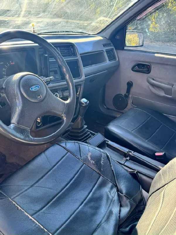Продам ford сиерра 87 г. В на ходу газ/бензин в хорошем состоянии не гнилая косяки на фото учёт украина и днр авто находится в горловке цена 99 999₽ все вопросы по телефону +79494002566 ( связь плохая можно на тг)
📞 Звоните: +7(949)4002566 - фотография - 5