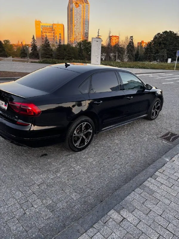 Родам volkswagen passat nms 2016года!

Пробег: 159.000 км

Двигатель 1.8 турбо, работает ровно, полностью обслужен, масло не берет!

Коробка автомат переключает идеально, никаких пинков и рывков, недавно была замена масла, ходовая абсолютно новая.

Автомобиль в отличной комплектации: кожаный салон, хорошая музыка, мульти руль, электро регулировки сидений, делалась в круг шумоизоляция!

Реальному покупателю торг!

Осмотр донецк

Цена: 1.900.000₽

☎️ +7 (949) 513-67-76 - фотография - 1
