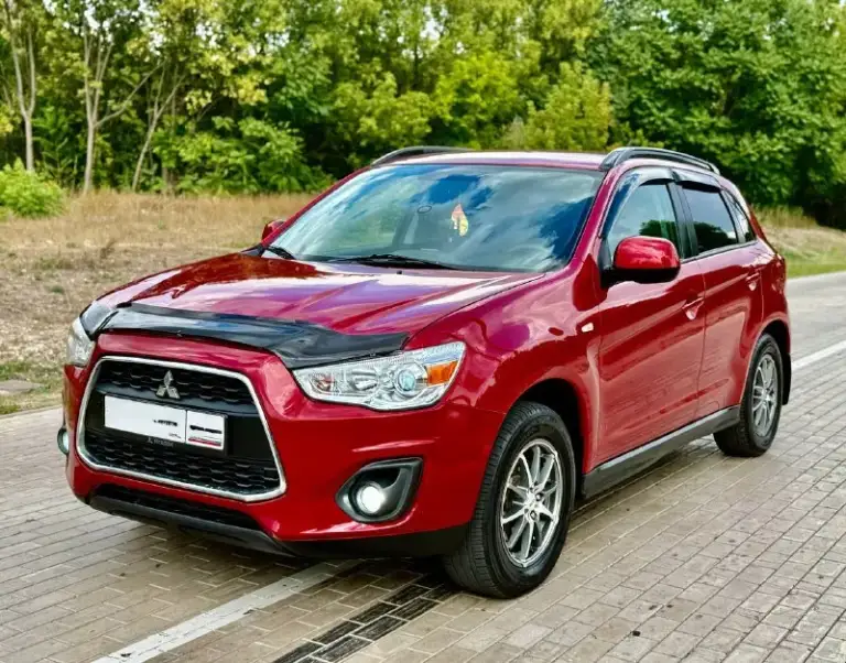 Mitsubishi asx 2014 года выпуска, 1.6 бензин механика, автомобиль в идеальном состоянии! Без намека на ржавчину по кузову без вмятин и царапин! Двигатель ходовая кпп в отличном состоянии! Автомобиль обслуживается каждые 7 тыс км! Салон как новый! В хорошей комплектации есть все для комфортной езды! На механике самая полная! Резина новая! Автомобиль покупался новым в ростове на дону! Не москва не питер ржавчины на автомобиле нету! Два комплекта ключей все заказы нарядов сервисные книжки! Срочно юридически кристально чистая без обременений и штрафов любое оформление! Срочно все вопросы по телефону звонить в любое время! Цена 985 000 тыс руб! Осмотр город донецк! +7949-401-03-58
+7949-401-03-61
📞 Звоните: +7(949)4010358 - фотография - 1