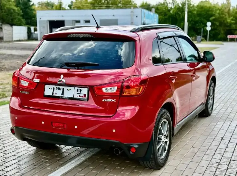 Mitsubishi asx 2014 года выпуска, 1.6 бензин механика, автомобиль в идеальном состоянии! Без намека на ржавчину по кузову без вмятин и царапин! Двигатель ходовая кпп в отличном состоянии! Автомобиль обслуживается каждые 7 тыс км! Салон как новый! В хорошей комплектации есть все для комфортной езды! На механике самая полная! Резина новая! Автомобиль покупался новым в ростове на дону! Не москва не питер ржавчины на автомобиле нету! Два комплекта ключей все заказы нарядов сервисные книжки! Срочно юридически кристально чистая без обременений и штрафов любое оформление! Срочно все вопросы по телефону звонить в любое время! Цена 985 000 тыс руб! Осмотр город донецк! +7949-401-03-58
+7949-401-03-61
📞 Звоните: +7(949)4010358 - фотография - 2