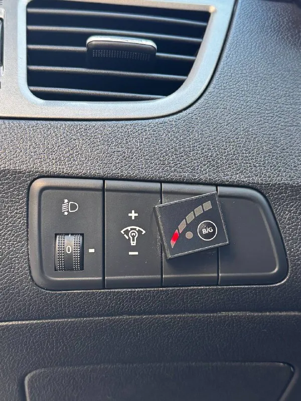 Продам hyundai elantra
2014 Года.
1 Хозяин, брал с салона!
1.6 Коробка автомат
158. Тыс родного пробега!!!
Чистый кореец
Машина полностью в родной краске.
Все стекла родные!
Обслуживалась с момента покупки на одном сервисе!
Двигатель без нареканий, масло менялось каждые 6 тыс. Км!
Коробка без нареканий!
Установлен четвёртое поколение итальянский газ пропан.
Комплектация: мультируль, электро зеркала, 4 стеклоподъёмника, кондиционер холодит хорошо, подогрев сидений, бортовой компьютер, экран, туманки, led-фары, круиз контроль

Салон в очень хорошем состоянии!
Резина. Лета навая гаражное хранение цена 1 200000 руб. Телефон +7 949 484 37 35 - фотография - 10