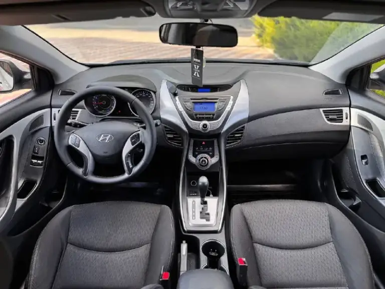 Продам hyundai elantra
2014 Года.
1 Хозяин, брал с салона!
1.6 Коробка автомат
158. Тыс родного пробега!!!
Чистый кореец
Машина полностью в родной краске.
Все стекла родные!
Обслуживалась с момента покупки на одном сервисе!
Двигатель без нареканий, масло менялось каждые 6 тыс. Км!
Коробка без нареканий!
Установлен четвёртое поколение итальянский газ пропан.
Комплектация: мультируль, электро зеркала, 4 стеклоподъёмника, кондиционер холодит хорошо, подогрев сидений, бортовой компьютер, экран, туманки, led-фары, круиз контроль

Салон в очень хорошем состоянии!
Резина. Лета навая гаражное хранение цена 1 200000 руб. Телефон +7 949 484 37 35 - фотография - 8
