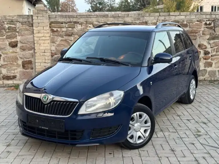 ✅ Skoda fabia универсал
✅Куплена новой в салон(не пригон!)
✅ 1.4
✅Бензин
✅Год выпуска 2011
✅Пробег 198 тыс. Км
✅Гаражное хранение
✅Авто без дтп!
✅Без коррозии!!!
Комплектация
✅Климат контроль
✅Подушки безопасности
✅Эл. Регулеровка зеркал
✅Бортовой компьютер
✅Корректор фар
✅Расход топлива трасса 5.5/ город 6.5
🔥В подарок новому владельцу
✅Полный бак топлива
✅Полное сопровождение в мрэо
🔥 Донецк стоимость 675.000.₽🔥
(Возможен обмен, на обмен дороже! Или оценивайте ваши авто адекватно)
Тел. +7949-50-800-60
📲 Tg: @favorite_lada_dpr
📞 Звоните: +7(949)5080060 - фотография - 1