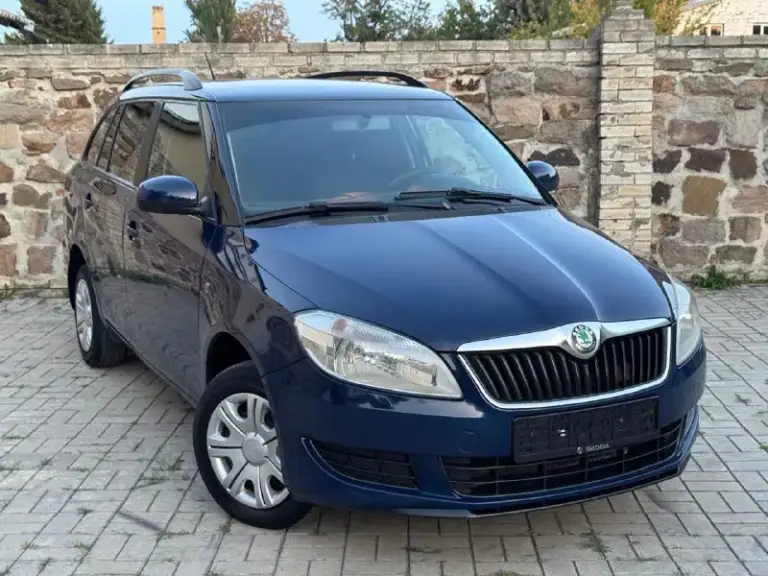 ✅ Skoda fabia универсал
✅Куплена новой в салон(не пригон!)
✅ 1.4
✅Бензин
✅Год выпуска 2011
✅Пробег 198 тыс. Км
✅Гаражное хранение
✅Авто без дтп!
✅Без коррозии!!!
Комплектация
✅Климат контроль
✅Подушки безопасности
✅Эл. Регулеровка зеркал
✅Бортовой компьютер
✅Корректор фар
✅Расход топлива трасса 5.5/ город 6.5
🔥В подарок новому владельцу
✅Полный бак топлива
✅Полное сопровождение в мрэо
🔥 Донецк стоимость 675.000.₽🔥
(Возможен обмен, на обмен дороже! Или оценивайте ваши авто адекватно)
Тел. +7949-50-800-60
📲 Tg: @favorite_lada_dpr
📞 Звоните: +7(949)5080060 - фотография - 2