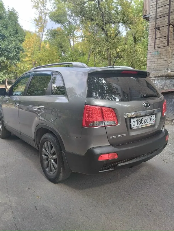Kia sorento официал, рестайлинг! 2012 год двигатель 2.4 бензин коробка автомат пробег 193 тыс, км. Родной пробег !автомобиль в отличном состоянии. Абсолютно не какого вложения не требует ! Кузов без дтп ! Максимальная комплектация, бесключевой доступ (start-stop) кожаный салон, датчики света и дождя, парктроник и многое другое ! С документами все в порядке могу присутствовать в мрэо для полного переоформления ! Я хозяин авто! Цена. 1.397тыс. ₽ звоните остальное по +7(949)522-32-93
📞 Звоните: +7(949)5223293 - фотография - 2