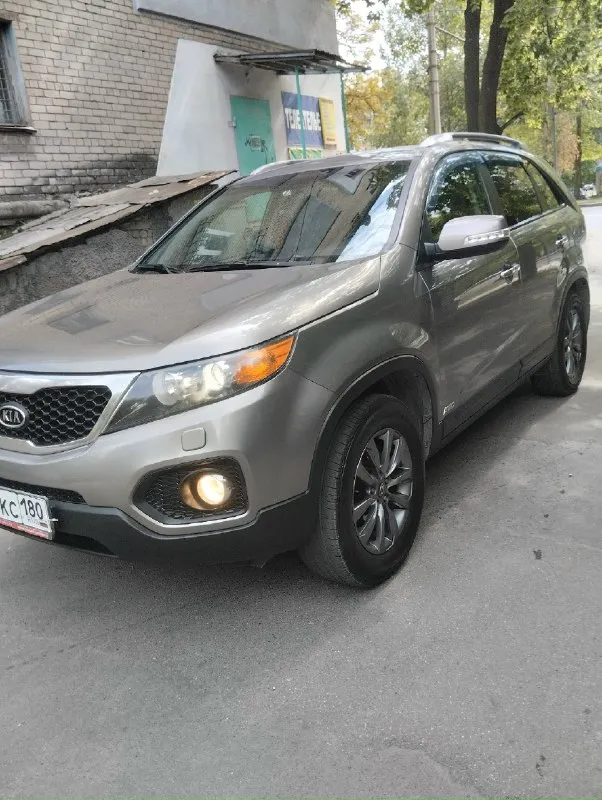 Kia sorento официал, рестайлинг! 2012 год двигатель 2.4 бензин коробка автомат пробег 193 тыс, км. Родной пробег !автомобиль в отличном состоянии. Абсолютно не какого вложения не требует ! Кузов без дтп ! Максимальная комплектация, бесключевой доступ (start-stop) кожаный салон, датчики света и дождя, парктроник и многое другое ! С документами все в порядке могу присутствовать в мрэо для полного переоформления ! Я хозяин авто! Цена. 1.397тыс. ₽ звоните остальное по +7(949)522-32-93
📞 Звоните: +7(949)5223293 - фотография - 5
