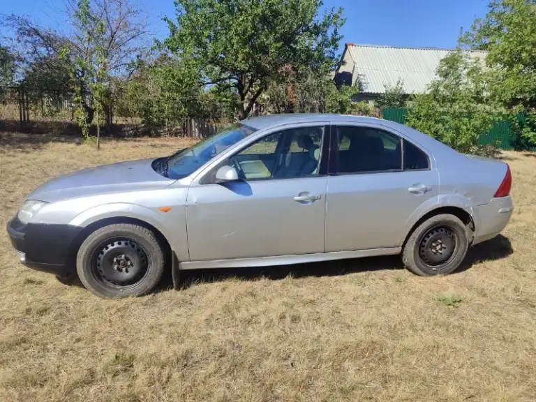Продам 220 000 тысяч рублей, ford mondeo 3, мотор v6 2.5 170 л. С едет как положено, кпп механика 5 ступка, работает отлично, по ходовке тоже все хорошо, недавно менял передние рычаги, шаровые, стойки стабилизатора и т. Д, новые тормозные блины, колодки, комплектация с климатом(нужно заправлять слабое давление) 4 стекло подъемника, электро регулировка зеркал, подогрев сидений, авто затемнение зеркало заднего вида, гидроусилитель руля, пороги страдают, в остальном полностью целый, внешний вид на фото есть моменты, продажа только с переоформлением, находится в нижней крынке, телефон для связи +79493959606 либо +79494108463
📞 Звоните: +7(949)3959606 - фотография - 3