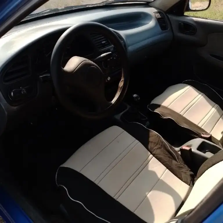 Продам daewoo lanis, 2008 год, 1.5, 8 клапанная бензин/газ (установлено евро2 (зарегистрирован)) пробег: 384000 км один владелец с салона гаражного хранение - автомобиль на полном ходу, бодрая - двигатель и коробка - в отличном состоянии - ходовая перебиралась недавно - газ (пропан) установлен и официально зарегистрирыван - салон чистый и не прокуренный ( надеты чехлы) - с гидроусилителем - масло, фильтра, ремень грм, ролик натяжной - менял пару месяцев назад есть небольшая вмятина на кузове, но рыжиков и царапин нет машина на росийском учете, полное пкреформление сразу на вас торг у капота осмотр в енакиево +79493431894 цена: 310000 ₽
📞 Звоните: +7(949)3431894 - фотография - 6