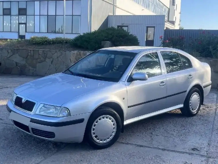 Продаётся skoda octavia tour 2008
- Двигатель: 1.6 mpi (102 л. С. ), бензин, газ (вписан)
Состояние:
- Технически исправна, ржавчин - коррозии и тд нету!
- Регулярное то, свежие расходники (масло, фильтры, тормоза и т. Д. )
- Кондиционер заправлен, работает отлично электростеклоподъёмники, центральный замок, abs, подушки безопасности.
- Приятная музыка, опрятный чистый салон
- Зимняя резина в комплекте.
Цена: 530.000 торг присутствует
📞 Контакты: +79495584328 - +79497414501
📍 Место осмотра: донецк
📞 Звоните: +7(949)5584328 - фотография - 1