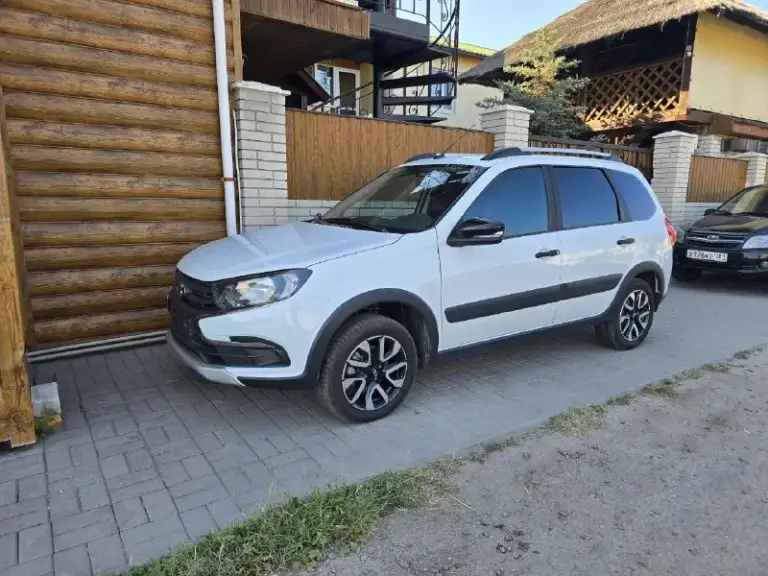 Продам ваз granta cross автомобиль новый, бензин 1.6.8 кл. На 90 л. С. Штатная магнитола, подогрев сидений, электро усилитель, кондиционер, сигнализация с обратной связью, электро зеркала, стеклоподъёмники, две подушки безопасности, полностью обесшумлена, защита двигателя, сетка радиатора, коврики в салон+багажник, тонировка, набор автомобилиста. Полный бак бензина в подарок.
Тел: +79490454847
₽ 1 190 000
📞 Звоните: +7(949)0454847 - фотография - 2