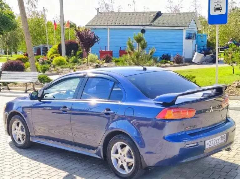 Mitsubishi lancer x 2008 года выпуска с пробегом 214 000 км предлагается к продаже. Автомобиль оснащён надёжным атмосферным двигателем объёмом 1.8 литра, который работает ровно, без перебоев, не дымит и обеспечивает отличную тягу. Коробка передач — вариатор, функционирует безупречно. В комплектации присутствуют климат-контроль, датчики света и дождя, а также мультимедийная система с навигацией. Кузов автомобиля находится в отличном состоянии, без следов коррозии или повреждений, как видно на фотографиях. Продажа осуществляется от собственника, желающие могут осмотреть автомобиль в городе донецке.
‎Цена 825.000 руб. Торг серьёзным покупателям. Для связи используйте номер телефона:
‎ +79490454766.(Miranda)
+79498069344. (+7Telekom)
Telegram +79915588803
‎ - фотография - 1