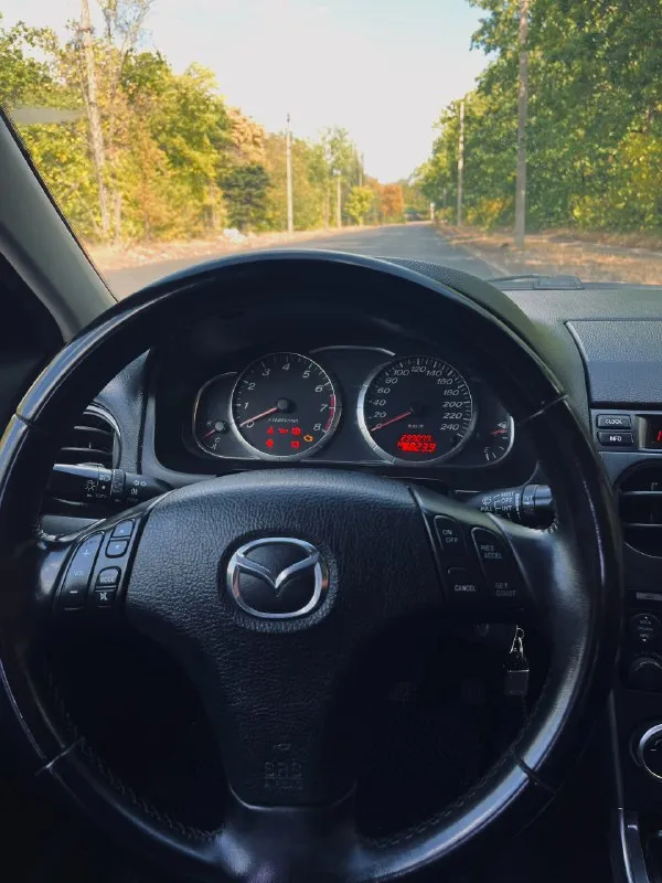 Mazda 6 gg mazda
1.8 Мкпп
2007 Год
530.000₽
Круиз контроль.
Климат контроль.
Электро зеркала с подогревом
Подогрев передних сидений
Подогрев заднего стекла
Мультируль.
4 Стеклоподъемника
Бортовой компьютер.
Продажа от собственника !!! Без штрафов, залогов и прочего.
Авто в целом в достойном состоянии.
Новое сцепление, новый главный и рабочий цилиндр, новый аккумулятор,
Новый бензонасос. Масло менял по регламенту каждые 7-8 тысяч. Авто каждый день на ходу.
Луганск +79591636837
📞 Звоните: +7(959)1636837 - фотография - 9