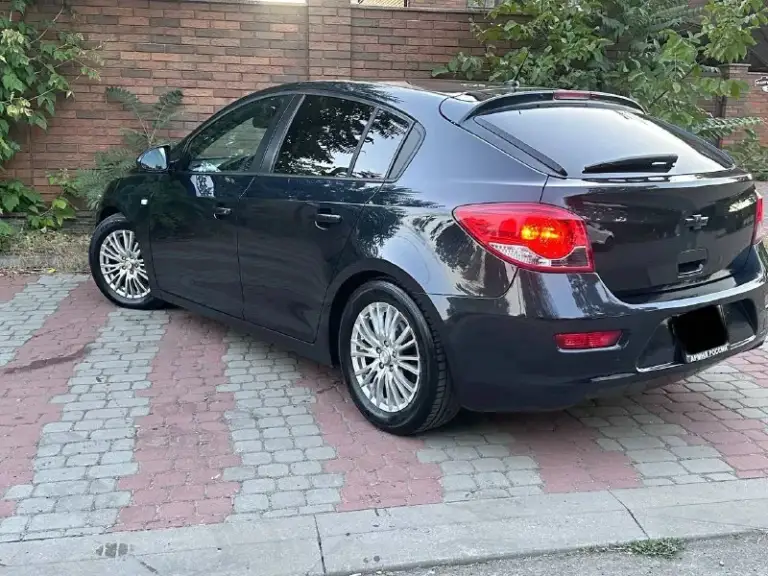 Доброго времени суток. 🖐🏻
Продаю chevrolet cruze рестайлинг /2012/1.6.🚘
Пробег169.000✅
В хорошем состояние!✅
По кузову без рыжиков и гнили✅
Двигатель в норме, работает ровно и четко масло не ест✅
Коробка в норме ✅
Ходовая обслужена✅
Все масла фильтра и жидкости менялись в вовремя✅
Автомобиль достоин вашего внимания.
Осмотр г. Донецк
Цена:685.000💸
Торг у капота❗️
Связь: +79494493580
📲 Tg: александр
📞 Звоните: +7(949)4493580 - фотография - 4