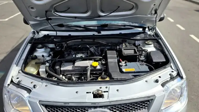 Продаю автомобиль полностью обслужен lada largus 2018 года. В отличном состоянии. Без дтп. В родном окрасе. Салон чистый ухоженный. Мотор 1.6 механика по тех части всё в норме, кондиционер работает. Автотека все отметки зелёные. Пробег родной 124000. Звонить только реальным покупателям. По номеру телефона +79496167298 продажа с полным переоформлением. Осмотр г. Донецк по договорённости. Цена 790000 - фотография - 8