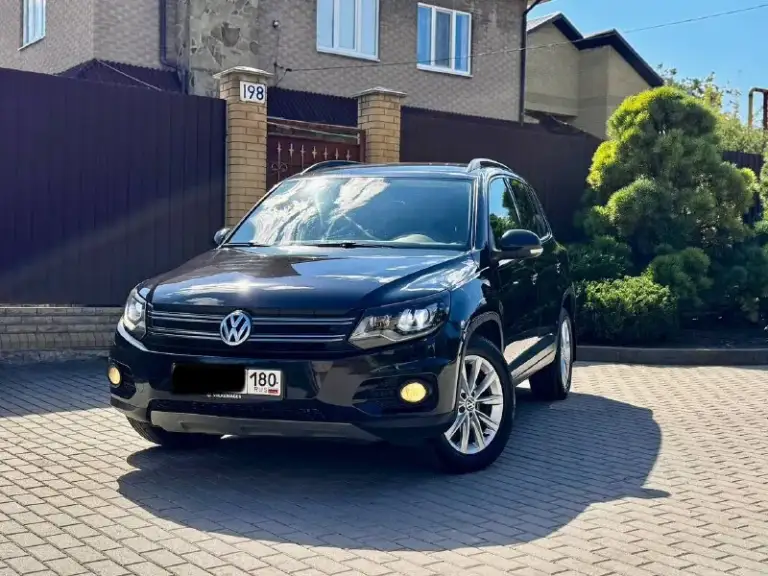 Продам volkswagen tiguan 2012 года 169 тыс пробега, объем двигателя 2л турбо, 170 л/с полноприводный.
Коробка автомат шестиступка
Автомобиль в отличном состоянии, не битый, не крашеный. Самая максимальная комплектация.
Я собственник автомобиля. Я комплекта ключей, сервисная книжка, все есть. Авто проходил недавно полный то
Цена - 1 380 000.
Телефон +79495099958 вячеслав. Тг, ватсапп на этом же номере. - фотография - 3