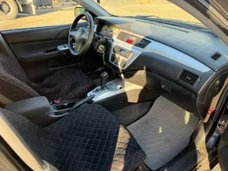 Продам mitsubishi lancer 9 2006 г. В.
Пробег: 264.000 км
Объем: 1.6 ат
Цена: 300000 пока есть мой вариант
Контакты: +79496990216
В техническом плане без нареканий, по кузову есть возрастные проблемы они видны на фото. По электрике все работает.
- Мультимедиа с блютуз;
- Подогрев передних сидений, заднего стекла, зеркал заднего вида;
- 4 Стеклоподъемника;
- Кожаный руль; - фотография - 9