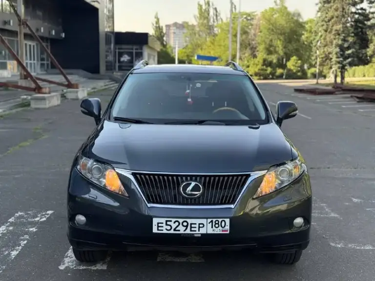 Продам lexus rx 350
2009 Год
Цена: 1млн790тыс рублей
Двигатель:3.5 бензин на полном приводе
Коробка: автомат
Пробег 256 тыс
Aвтомобиль не трeбует вложений!хоpошая комплeктация: без ключевой доступ, start stop, люк, подогрев и обдув сидений, памят и электропривод сидений, двухзонный климат, электропривод руля, электропривод багажника, обогрев зеркал, авто затемнение зеркала заднего вида, камера заднего вида. Новая летняя резина.
По технической части автомобиль в идеальном состоянии! Двигатель, коробка работают идеально, никаких ошибок. По ходовой части все отлично.
Осмотр г. Донецк центр
На обмен цена дороже.
Тел: +79493440984
📲 Tg: юра гузь
📞 Звоните: +7(949)3440984 - фотография - 2