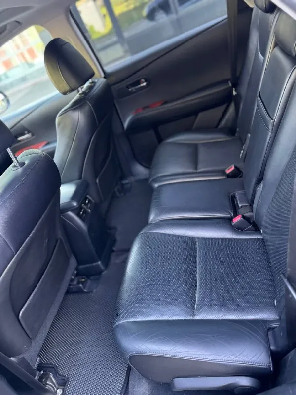 Продам lexus rx 350
2009 Год
Цена: 1млн790тыс рублей
Двигатель:3.5 бензин на полном приводе
Коробка: автомат
Пробег 256 тыс
Aвтомобиль не трeбует вложений!хоpошая комплeктация: без ключевой доступ, start stop, люк, подогрев и обдув сидений, памят и электропривод сидений, двухзонный климат, электропривод руля, электропривод багажника, обогрев зеркал, авто затемнение зеркала заднего вида, камера заднего вида. Новая летняя резина.
По технической части автомобиль в идеальном состоянии! Двигатель, коробка работают идеально, никаких ошибок. По ходовой части все отлично.
Осмотр г. Донецк центр
На обмен цена дороже.
Тел: +79493440984
📲 Tg: юра гузь
📞 Звоните: +7(949)3440984 - фотография - 9