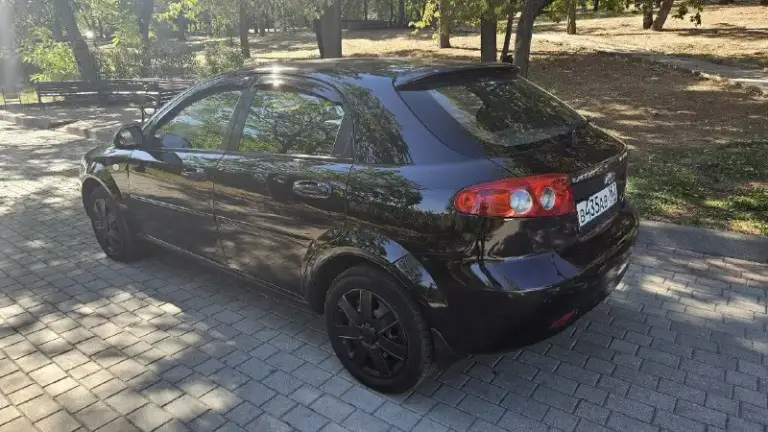 🚙 Chevrolet лачетти ( chevrolet lacetti)
2005 Г. В. , в хорошем состоянии,
⛽ Тип топлива: газ/бензин
Двигатель 1.6 16v
Не троит, не дымит, масло не расходует.
Коробка не выбивает, все скоростя включаются нормально.
Салон в хорошем состоянии.
2-Din магнитола.
Новый радиатор, новая выхлопная.
Руль перешит в кожу.
Документы чистые, машина оформлена на меня. Дкп заполнен и ждет нового владельца.
Цена 460000 реальному покупателю торг (по телефону не торгуюсь!!!)
Осмотр в донецке, в районе грин плазы
Звонить ☎️ +7 949 301 47 39
С 09.00 до 20.00 ч.
📞 Звоните: +7(949)3014739 - фотография - 3