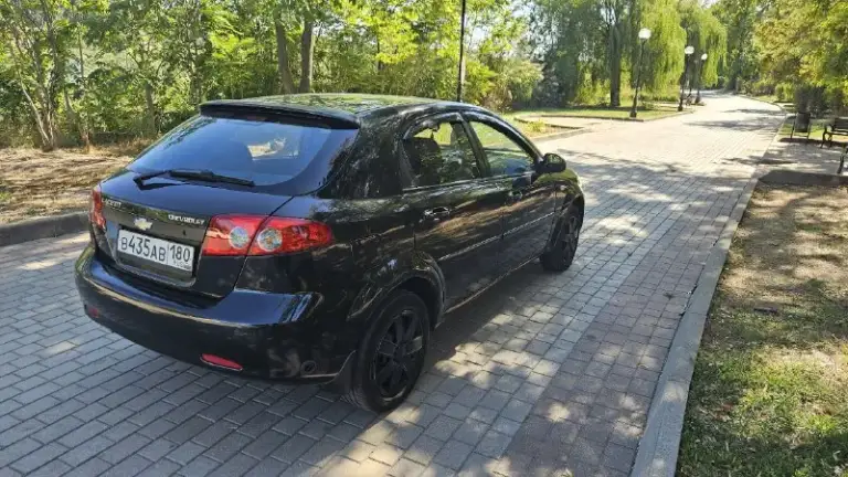 🚙 Chevrolet лачетти ( chevrolet lacetti)
2005 Г. В. , в хорошем состоянии,
⛽ Тип топлива: газ/бензин
Двигатель 1.6 16v
Не троит, не дымит, масло не расходует.
Коробка не выбивает, все скоростя включаются нормально.
Салон в хорошем состоянии.
2-Din магнитола.
Новый радиатор, новая выхлопная.
Руль перешит в кожу.
Документы чистые, машина оформлена на меня. Дкп заполнен и ждет нового владельца.
Цена 460000 реальному покупателю торг (по телефону не торгуюсь!!!)
Осмотр в донецке, в районе грин плазы
Звонить ☎️ +7 949 301 47 39
С 09.00 до 20.00 ч.
📞 Звоните: +7(949)3014739 - фотография - 4