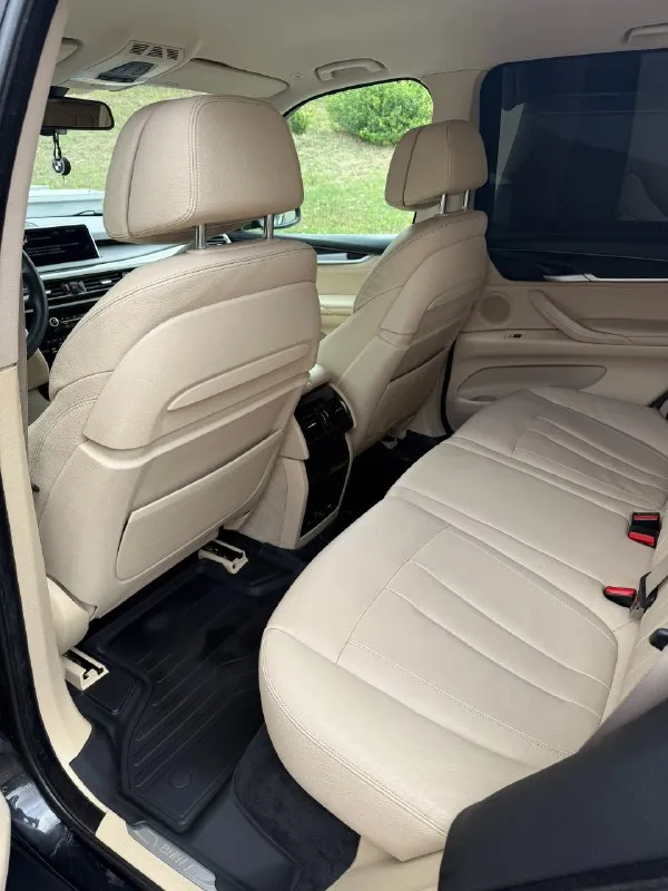 Bmw x5 f15 2015 г. В. 3.0 бензин 306 л. С. N55. Официальный автомобиль (не пригон). Оригинальный пробег 161000 км. Состояние близко к идеальному (для своих лет). Не бит, в родном окрасе, оригинальные стекла. Авто ухожен и полностью обслужен. Своевременное то. Ходовая новая, все оригинал, никаких cтукoв, вибраций и хpуcтов. Двигатель работает как часы, замена масла каждые 8 тысяч. По автомобилю все расскажу, следил полностью за всем.
Полная замена масла в коробке с заменой поддона и прокладок
Замена цепей и натяжителей
Замена передних рычагов
Замена задних рычагов
Замена стоек стабилизатора, сайлентблоков
Замена всех тормозных дисков
Замена колодок
Заменены все жидкости в редукторах и т. П.
Куча прокладок сальников и т. Д.
По комплектации:
Электросиденья ломающиеся с подогревом и памятью сiс с блютус аудио на русском языке
Навигация электропривод багажника
Бесключевой доступ подсветка ручек
Адаптивные фары в бронепленке
Парктроники перед/зад
Камера заднего вида
Дово
📞 Звоните: +7(959)1569160 - фотография - 9