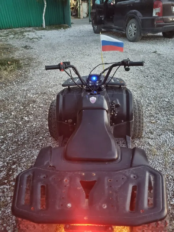 Продам! -квадро детский, 125 кубов, едет отлично, коробка автомат, передние тормоза барабанные, тросиковые, задние дисковые гидравлические, цена 70000р, торг. +79490140142 макеевка
📞 Звоните: +7(949)0140142 - фотография - 2