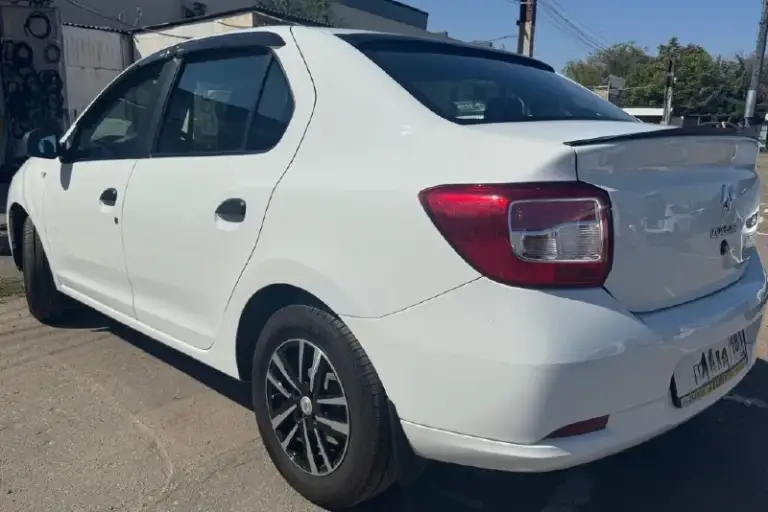 В продаже renault logan (рестайлинг) 2020 год мкпп
✅Короtкo об автомобиле:
Качественный надежный дешевый в содержании автомобиль с большим багажником клиренсом и просторным салоном, оцинкованный кузов, 1.6 бензиновый атмосферный чугунный мотор и механическая кпп самая надежная компоновка проверенная временем.
Внешне и по технике в идеальном состоянии
Ходовая как мячик
Пройдено полное то с заменой масел и жидкостей и фильтров, грм с помпой и тд поменян меньше 10 тыс км назад.
Пробег 86 000 км
✅Состояние:
✅Внешне и по технике в идеале
✅Без дтп
✅Родной окрас
✅Ходовая как новая без каких либо звуков
✅Автомобиль не требует вложений
✅2 Ключа
✅Литые новые диски на новой резине пирелли
✅ Комплектация :
✅Музыка usb/aux блютус
✅Обогрев зеркал и электрорегулировка
✅Противотуманные фары
✅ Кондиционер холодит отлично
✅Регулировка руля
✅Подогрев сидений
✅Чистый салон без потертостей и дефектов в хороших чехлах
✅Абс/
📞 Звоните: +7(959)2166419 - фотография - 4