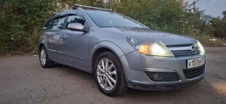 Продам opel astra h
Универсал.
Год выпуска 2005г.   Обьем 1,8л. Мкпп, бензин/газ. Газ вписан.
В хорошем тех. Состоянии.
По ходовой части  вопросов нет ( все меняется во время). По двигателю всё отлично,   работает как часики.
Электростеклоподъёмники,   эл. Регулировка зеркал, подогрев зеркал, климат работает.

Более подробно расскажу по телефону
+79498435616
Документы чистые.
Цена 510тыс (торг у капота, полное переоформление)
Машину можно посмотреть -в г. Донецк. - фотография - 1