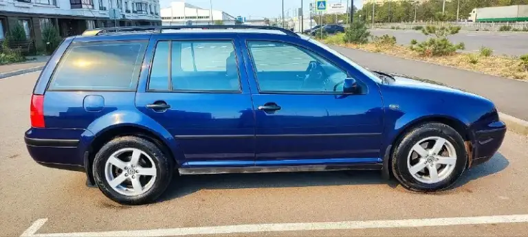 Продаю свой автомобиль volkswagen golf 4 универсал 1999 года(собственник) автотека зелёная, вин по запросу
Двигатель 1.4,пробег 235.000 т. Км, масло меняю во время, лью motul, масло не жрёт
Авто из европы пригнано в 2018 году
Состояние кузова хорошее, стекла стоят все родные, салон серый, установлена сигнализация starline с доводчиками стекла, стоит хороший свет, ближний свет (viper lazer pro) по ходовой не гремит. Авто ухоженное, салон не прокурен, комплектация :кондер обслужен и заправлен, центральныйзамок,4 электростеклоподьемника, зеркала с подогревом и электрорегулировкой, гур, esp, отдаю с регистратором и камерой заднего вида, также комплект колёс зима (belshina art motion r15)сейчас стоят cordiant comfort 2 (лето) +запчасти на авто. Авто в мариуполе
Цена :520.000 руб, реальному покупателю торг при осмотре
Номер:+79498496898, +79498496899
Если не дозвонились, пишите в личку - фотография - 7