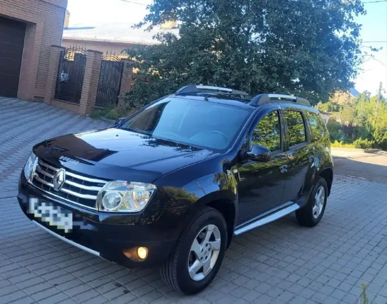 Продам авто renault duster
(Renault дастер)
Цена: 1.100.000 руб
Пробег: 70.000 родной пробег
Год выпуска: 2015 год
Город: донецк
Номер: +7 949 458 98 51
Автомобиль в отличном состояние очень надежная семейная и практичная машина.
По технической части без вложений.
Кожаный салон, подогревы сидений, климат заправлен, электро зеркалатс подогревом, штатная музыка с bluetooth, новый аккамулятор, и много другое, главное что все работает.
Без дтп, 2 хозяина, птс оригинал, два ключа, два комплекта колёс, зима/лето масло не расходует, коробка идеальная.
На остальные вопросы готов ответить по телефону.
📲 Tg: ⚡️
📞 Звоните: +7(949)4589851 - фотография - 1