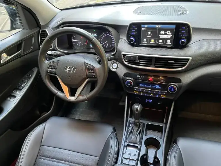 Hyundai tucson 2018
Цена 2.050.000 ₽ торг
4Wd полный привод
Акпп (aisin 6 ст. )
2.0I (150л. С. )
Пробег 86 тыс
Один хозяин
Кожаный салон
Запуск с кнопки
Заводская тонировка
Обогрев сидений
Обогрев руля
Климат контроль
Полноцветный дисплей
Круиз контроль
Led фары
Датчики дождя и света
Датчики давления в шинах
Колеса r17
Электропривод зеркал
Парктроники, камера заднего вида
Мультируль
Тел: +79499717949 осмотр донецк
Ватсап, телеграмм +79779106272 - фотография - 9