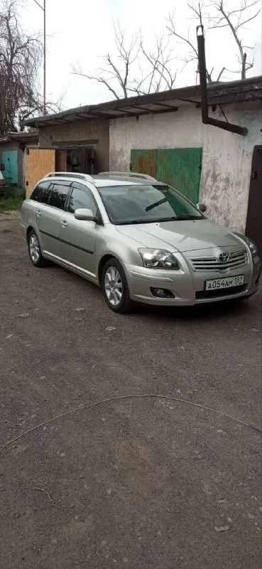 Продаётся toyota avensis 2006 г. 🏁
Ищете надежный и экономичный автомобиль? Toyota avensis 2006 — ваш идеальный выбор! 🚗
- Двигатель: 2.0 турбо — самый надежный и экономичный в линейке.
- Пробег: реальный 206,000 км. Гарантированная прозрачность истории использования.
- Происхождение: авто из франции, я единственный хозяин — бережная эксплуатация и отличное состояние.
🔧 Комплектация:
- Датчики света и дождя для комфорта и безопасности.
- Двухзонный климат-контроль — комфортный климат в любое время года.
- Парктроник и круиз-контроль для легкой и расслабленной езды.
- 6-Ступенчатая механическая коробка передач для настоящего драйва.
- Хорошая магнитола для наслаждения любимыми треками в дороге.
- Охранная система с двухсторонней связью для вашей безопасности.
🛞 Резина:
- Шины на 16 дюймов + 2 комплекта: для зимы и лета.
💵 Цена: 1,000,000 рублей
Этот toyota avensis — идеальное сочетание надежности, эффективности и комфорта. Не упустите шанс стать ее новым владельц
📞 Звоните: +7(959)1007282 - фотография - 1