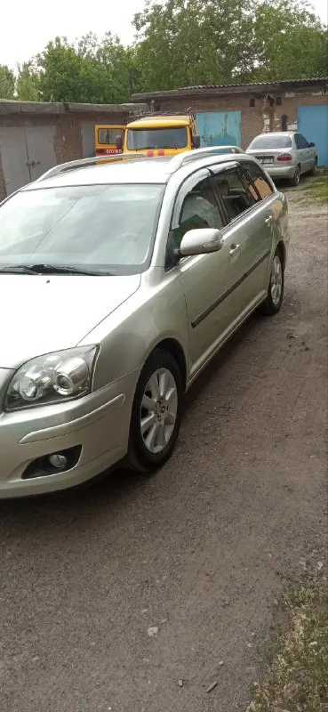 Продаётся toyota avensis 2006 г. 🏁
Ищете надежный и экономичный автомобиль? Toyota avensis 2006 — ваш идеальный выбор! 🚗
- Двигатель: 2.0 турбо — самый надежный и экономичный в линейке.
- Пробег: реальный 206,000 км. Гарантированная прозрачность истории использования.
- Происхождение: авто из франции, я единственный хозяин — бережная эксплуатация и отличное состояние.
🔧 Комплектация:
- Датчики света и дождя для комфорта и безопасности.
- Двухзонный климат-контроль — комфортный климат в любое время года.
- Парктроник и круиз-контроль для легкой и расслабленной езды.
- 6-Ступенчатая механическая коробка передач для настоящего драйва.
- Хорошая магнитола для наслаждения любимыми треками в дороге.
- Охранная система с двухсторонней связью для вашей безопасности.
🛞 Резина:
- Шины на 16 дюймов + 2 комплекта: для зимы и лета.
💵 Цена: 1,000,000 рублей
Этот toyota avensis — идеальное сочетание надежности, эффективности и комфорта. Не упустите шанс стать ее новым владельц
📞 Звоните: +7(959)1007282 - фотография - 2