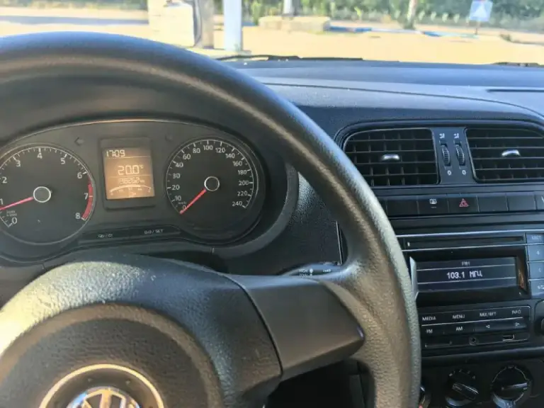 Продам volkswagen polo 2015
Мотор 1.6
Коробка механика
Автомобиль в отличном состоянии, вложений не требует, весь в заводском окрасе, без дтп.
Пробег 138 000
Цена 970 000
+79496281760 - фотография - 5